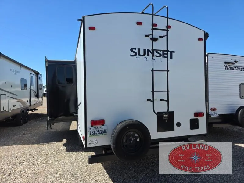2022 CrossRoads Sunset Trail Super Lite 242BH - Photo 4
