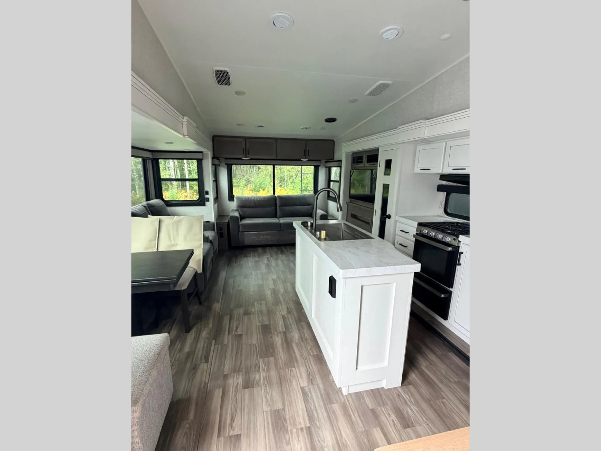 2025 Jayco Eagle HT 29RLC - Photo 3