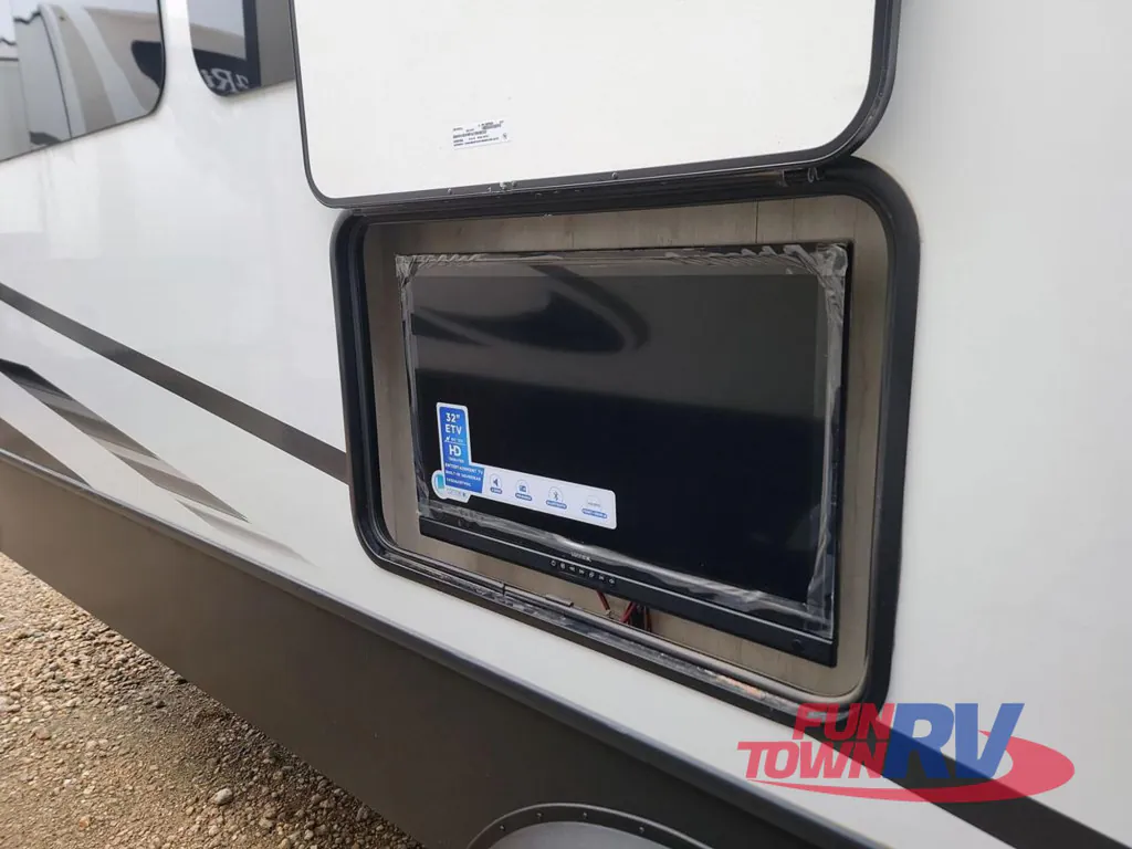 2023 Forest River Cardinal Luxury 380RLX, Photos photo 12