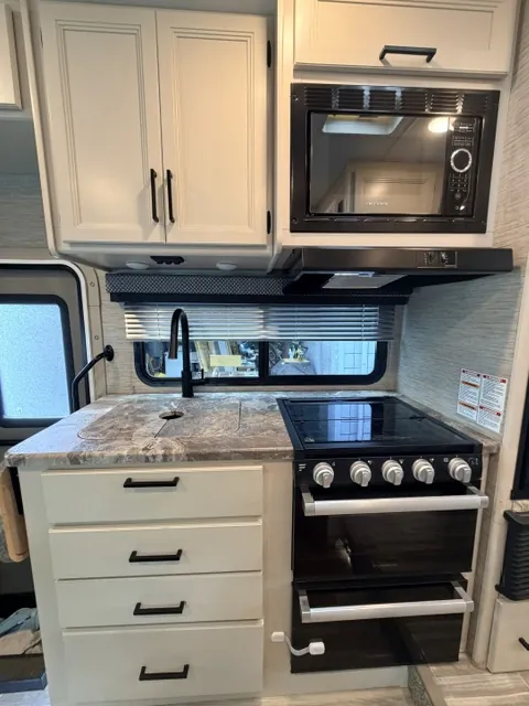 2023 Thor Motor Coach Freedom Elite 22FE, Photos photo 12