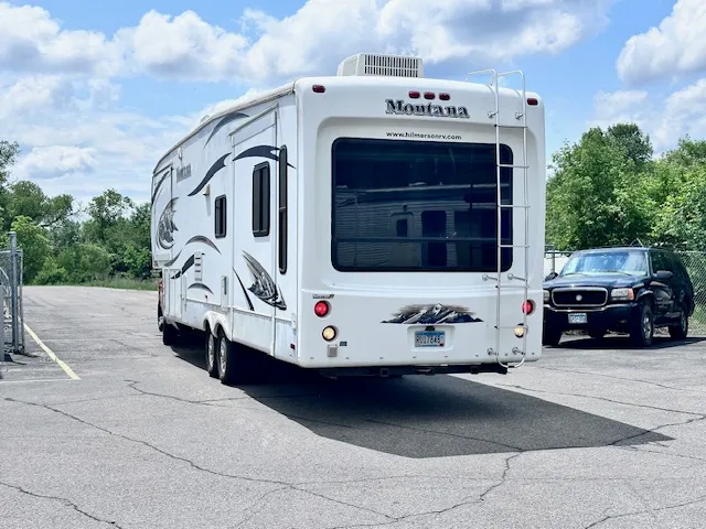 2010 Keystone Montana Hickory 3465SA - Photo 4