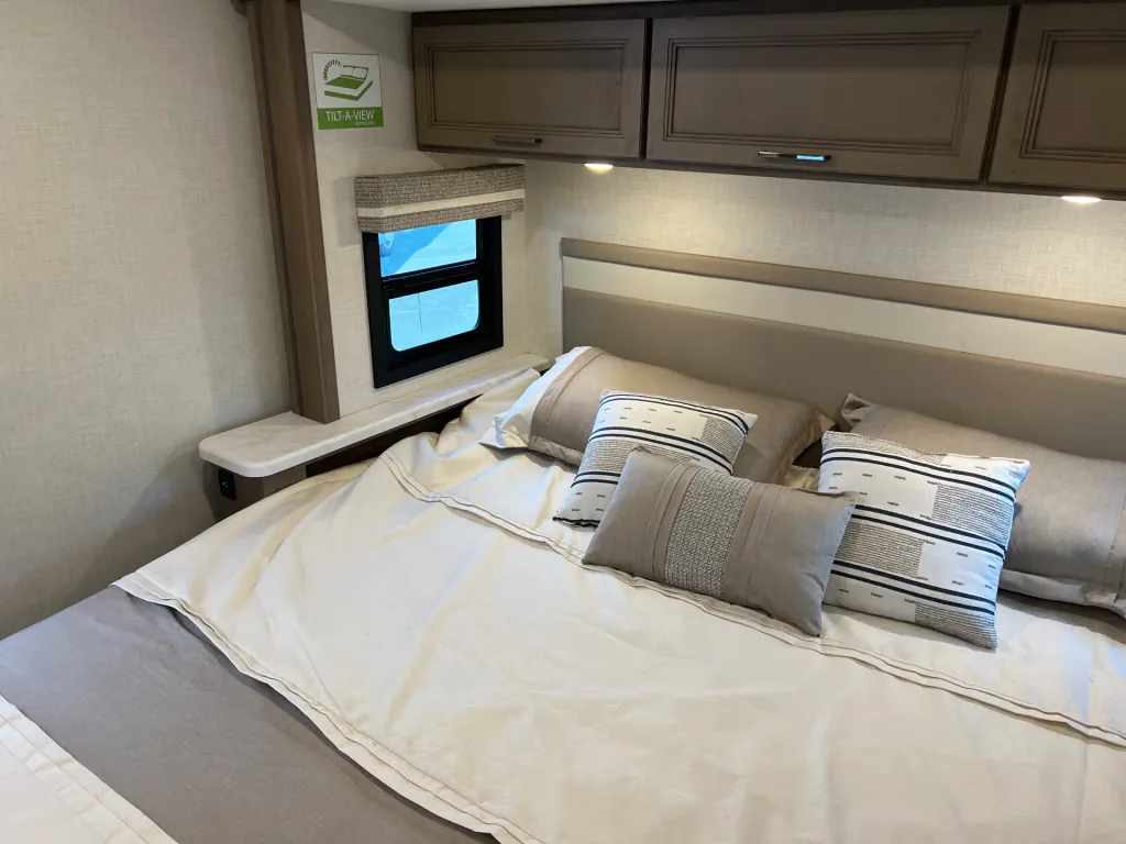 2027 Thor Motor Coach Windsport 36H, Photos photo 24