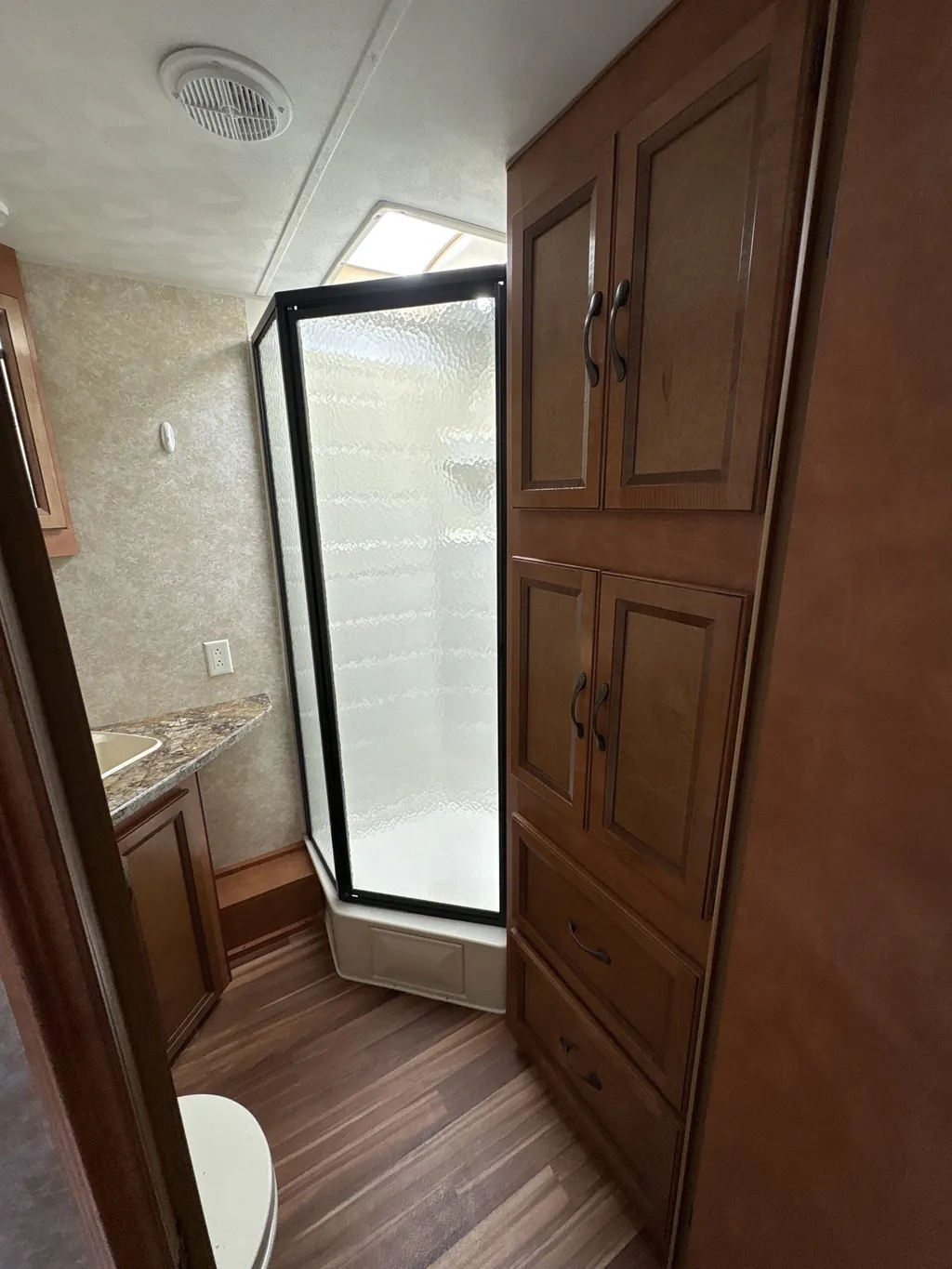 2014 Gulf Stream Conquest 295SBW, Photos photo 17