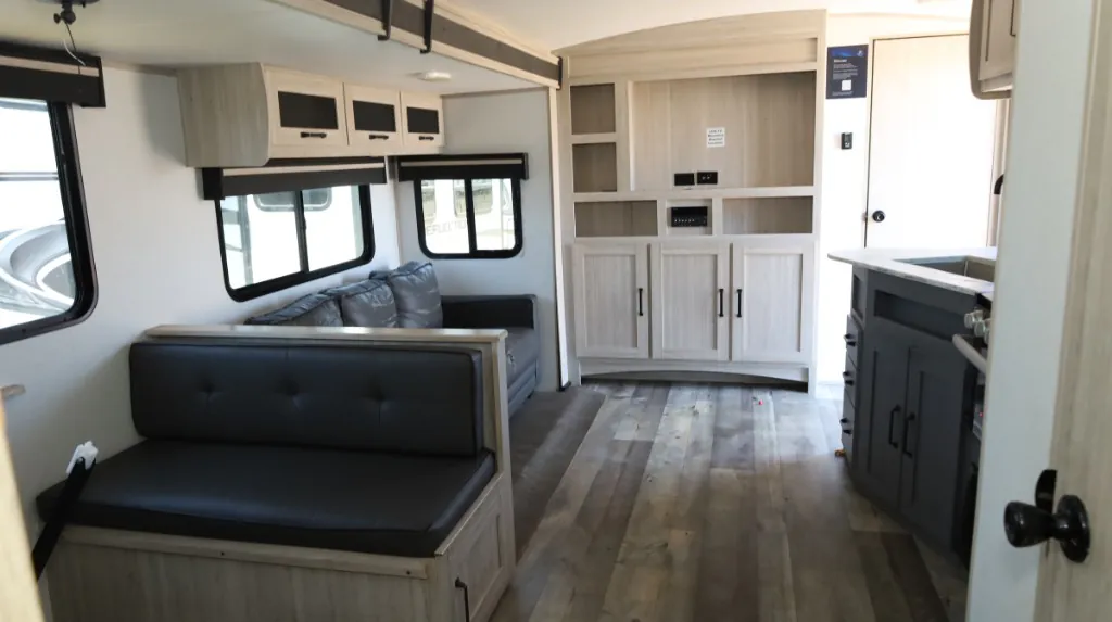 2022 Heartland Sundance Ultra-Lite 324BH - Photo 2