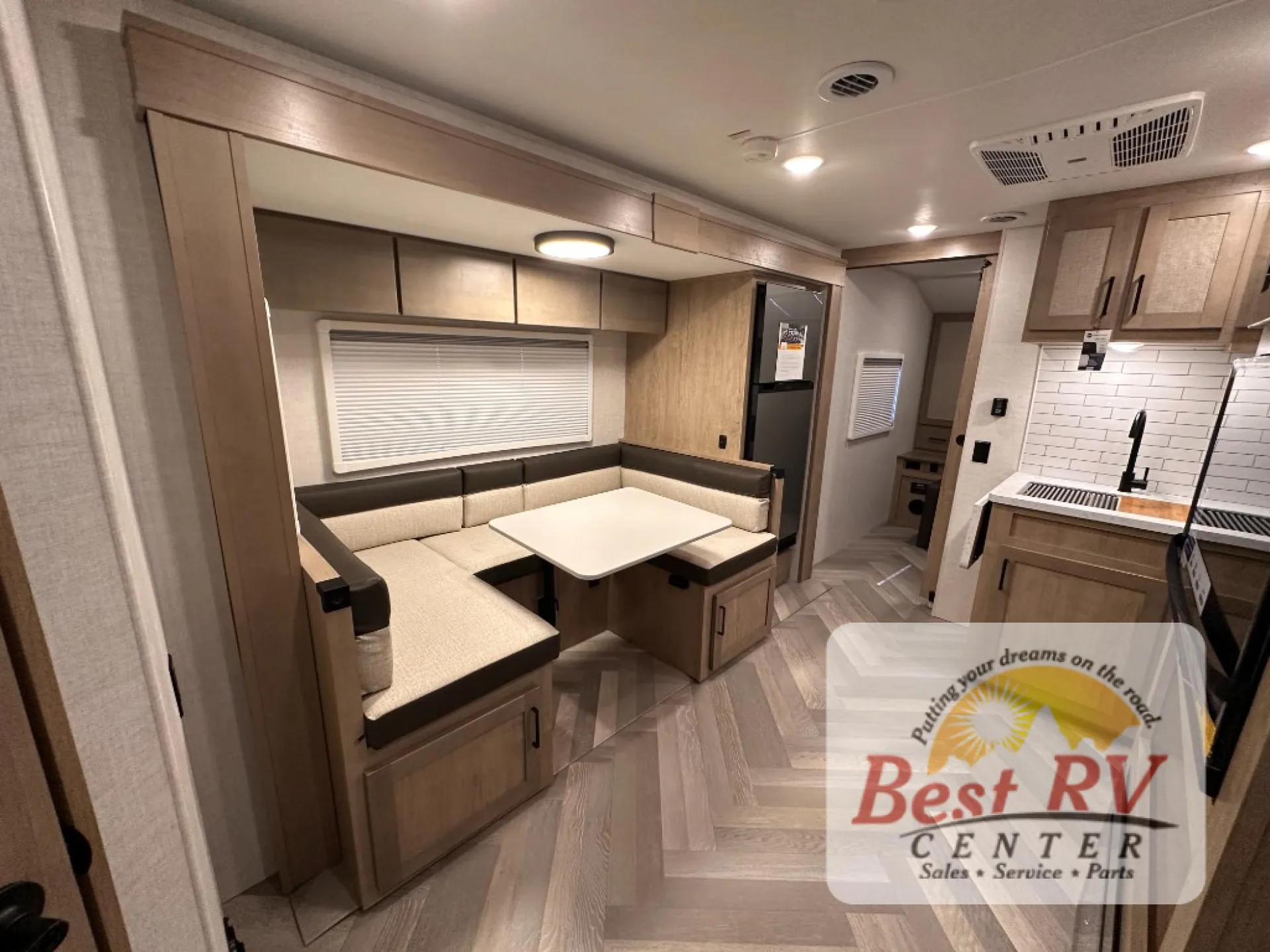 2025 Ember RV Touring Edition 24MBH - Photo 4