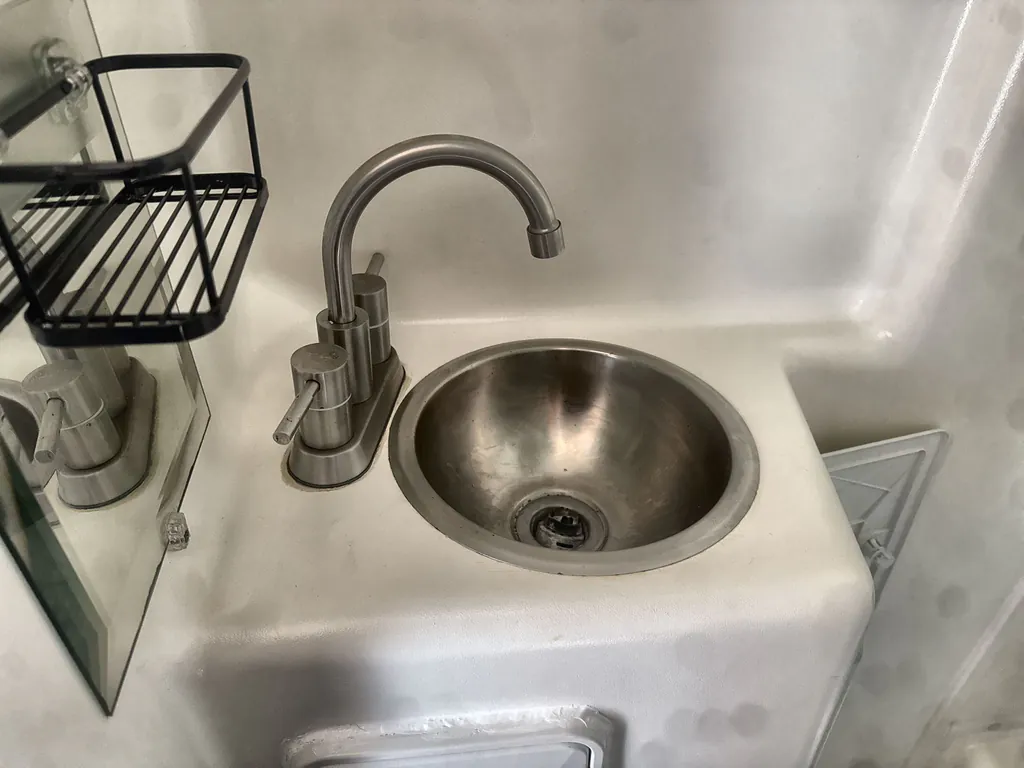 2017 Winnebago Travato 59G, Photos photo 25