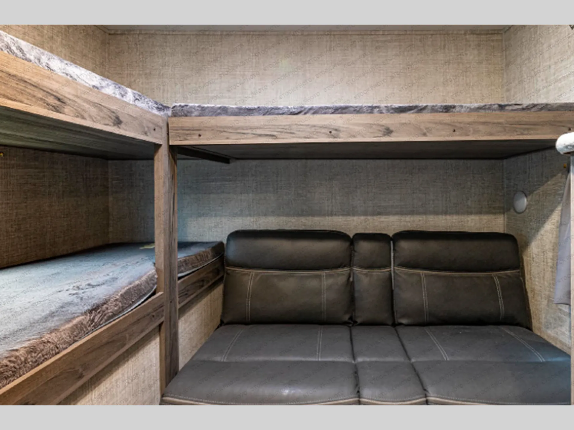 2024 Gulf Stream Ameri-Lite Ultra-Lite 274QB - Photo 4