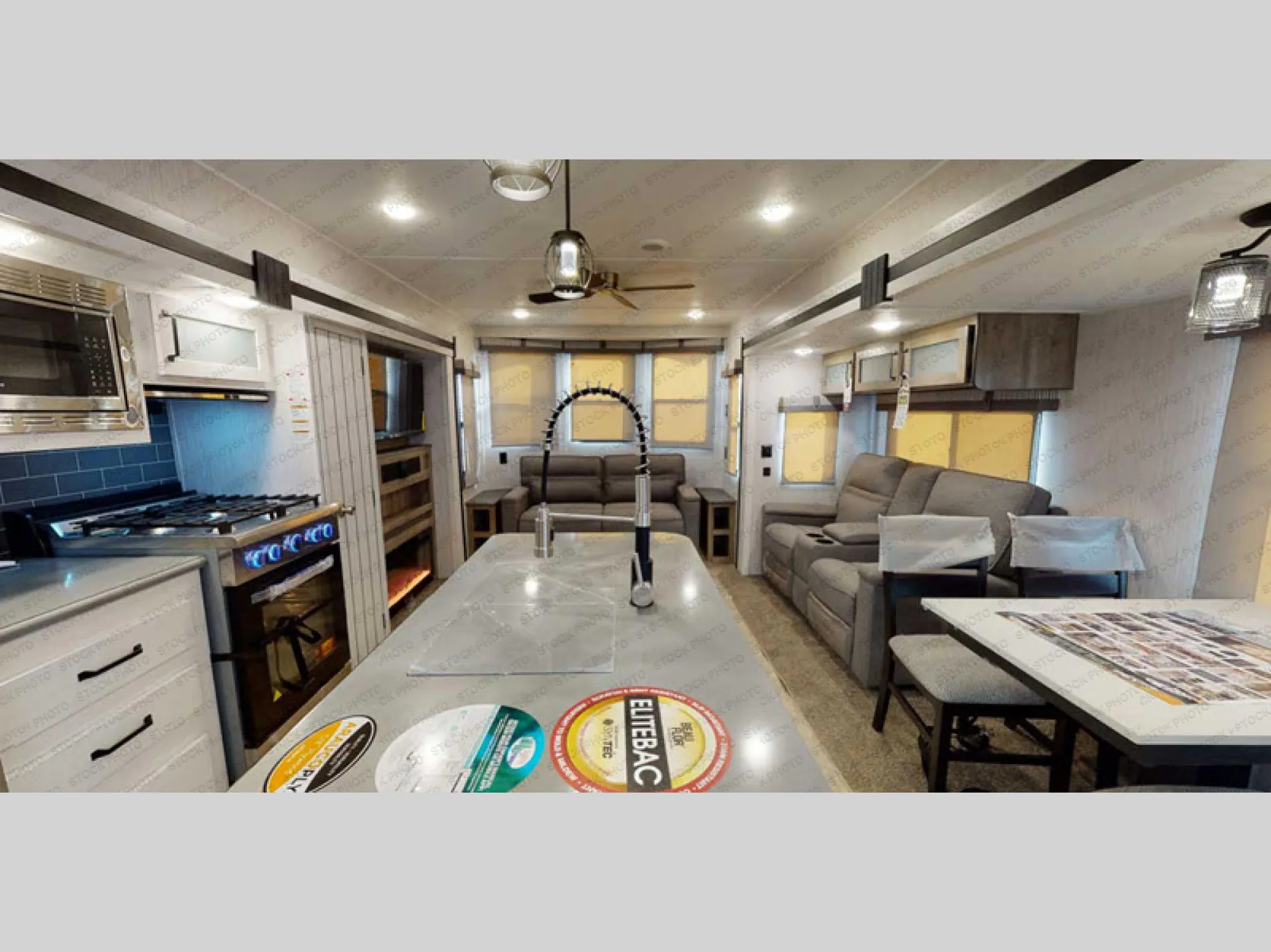 2021 Palomino Puma 37PFL - Photo 3