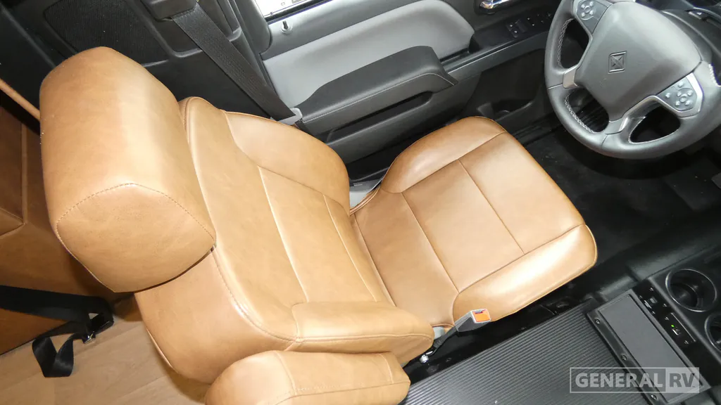2027 Nexus Rebel Air 34R, Photos photo 8