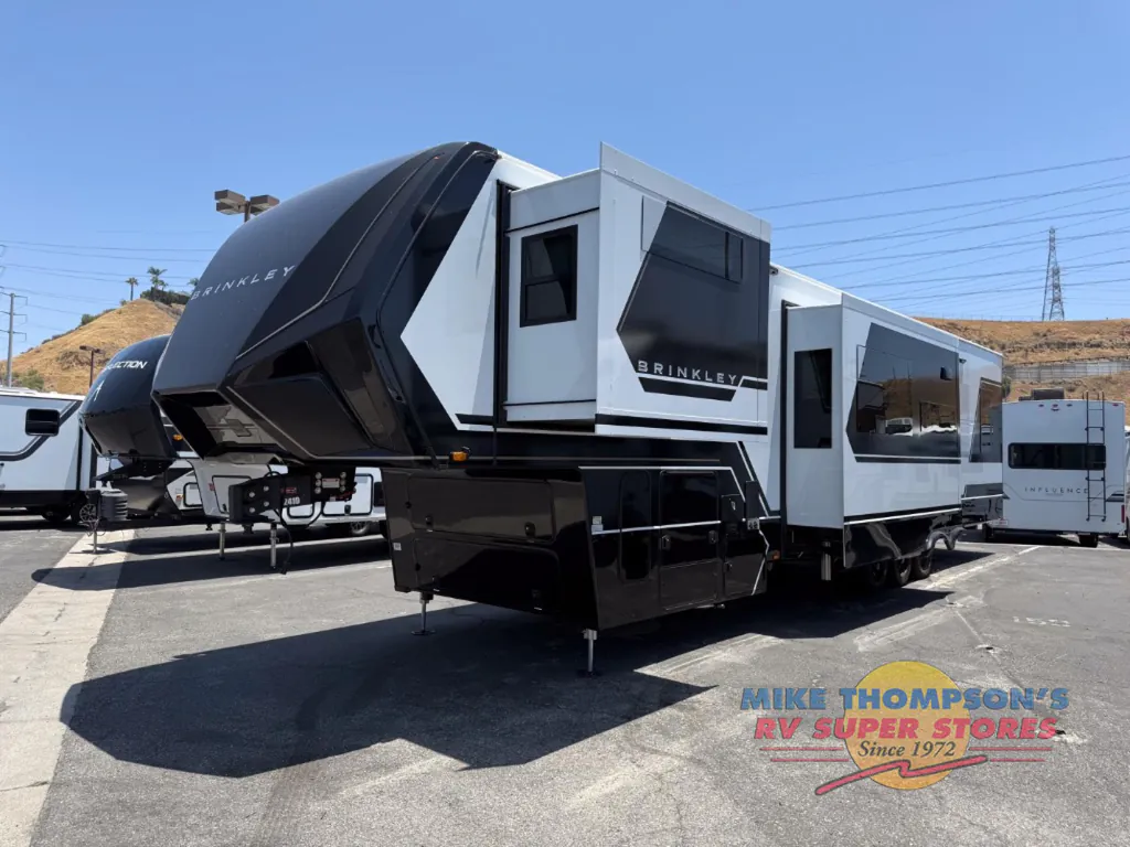 2026 Brinkley Model G 3950, Photos photo 2