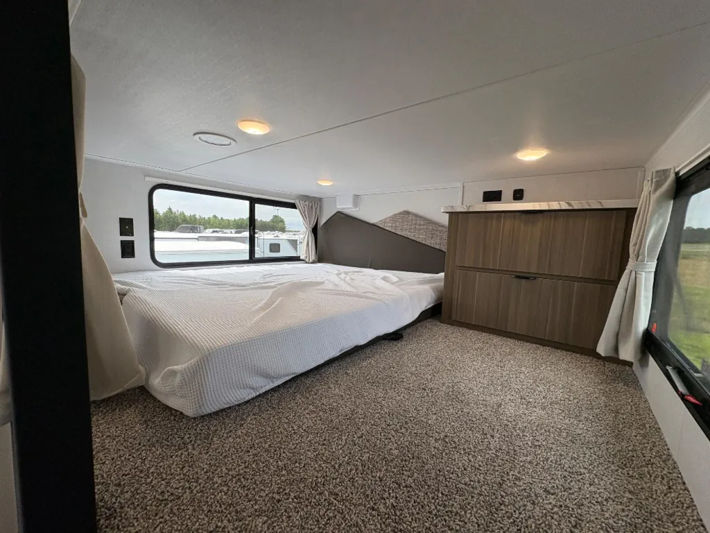 2027 Forest River Salem Grand Villa 42ZEN, Photos photo 23