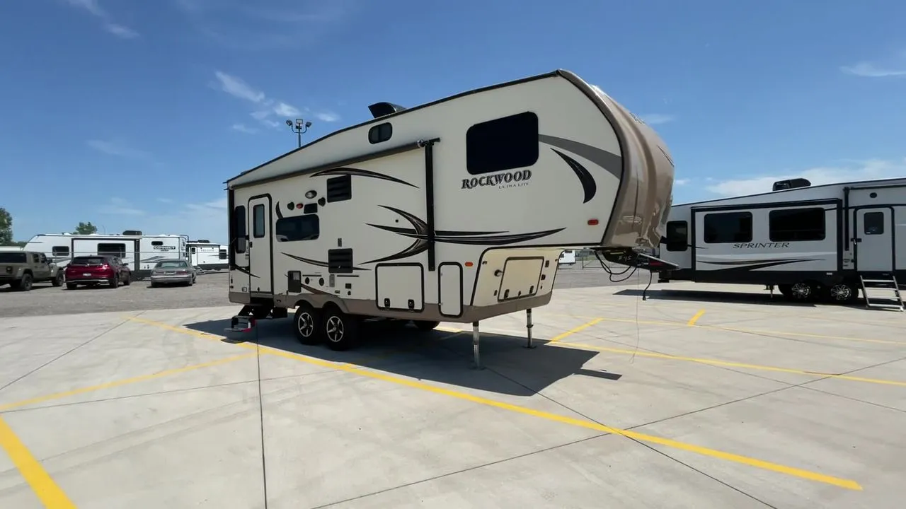 2017 Forest River Rockwood Ultra Lite 2440WS - Photo 3