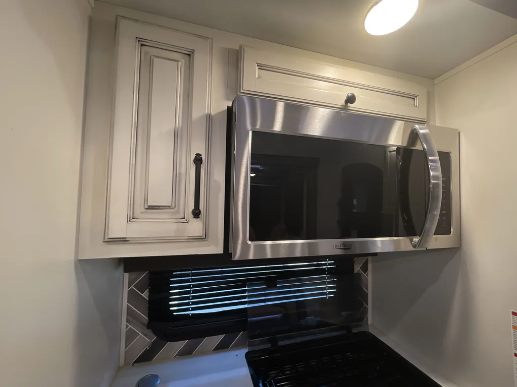 2022 Keystone Montana 3813MS, Photos photo 14