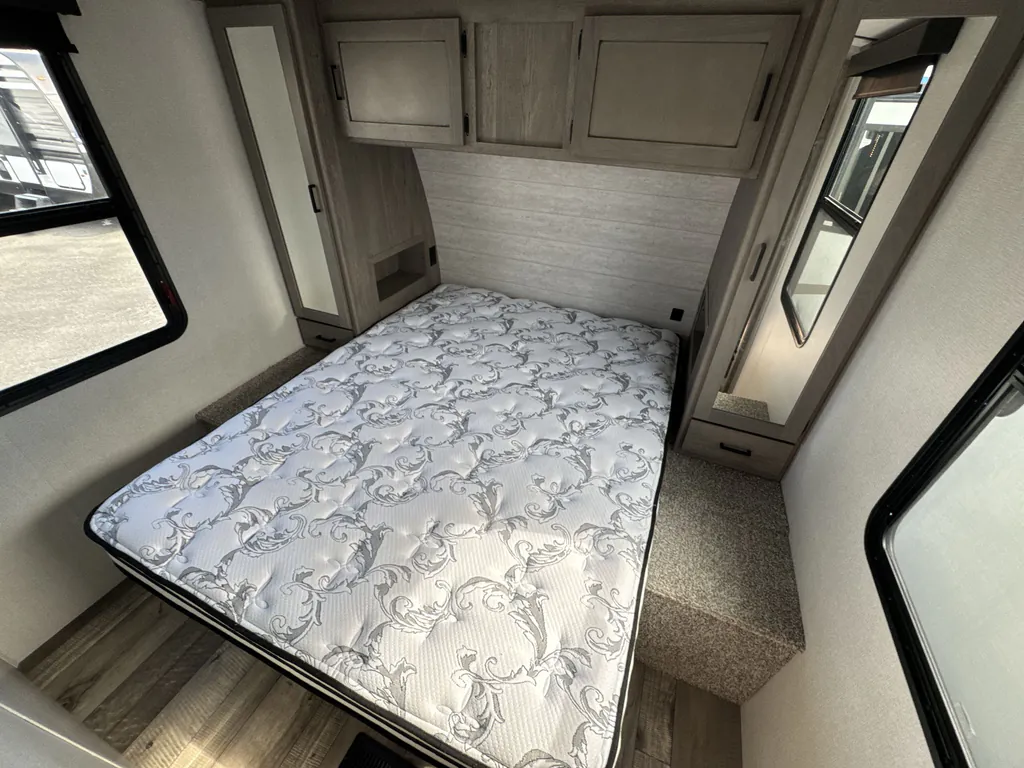 2021 Keystone Outback 340BH, Photos photo 15