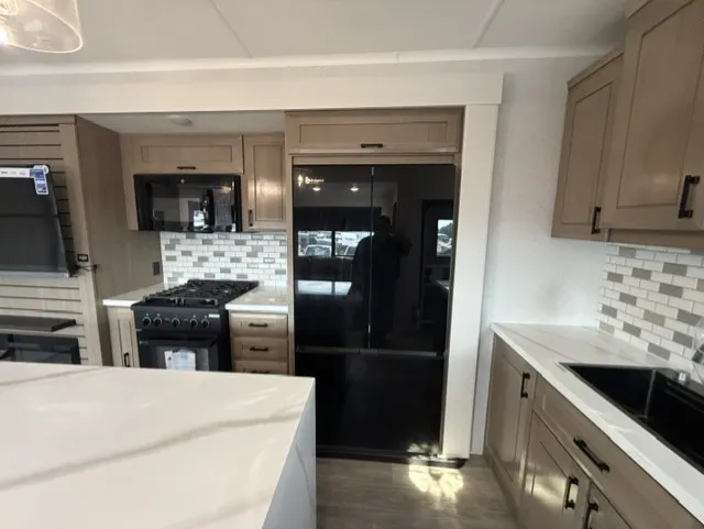 2027 Highland Ridge 3X 390TBS, Photos photo 33