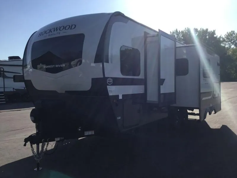 2026 Forest River Rockwood Mini Lite 2522FB - Photo 3