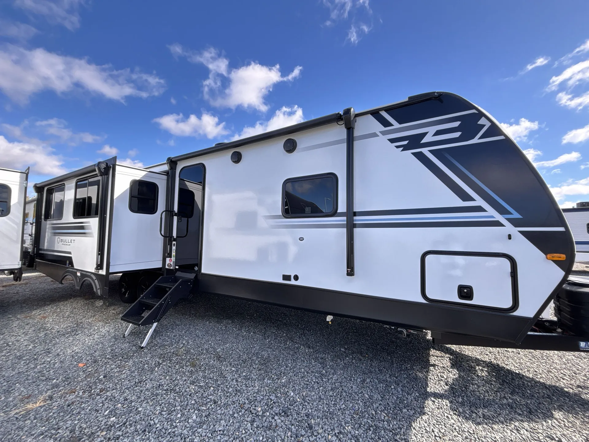 2026 Keystone Bullet Premium 310RES — front
