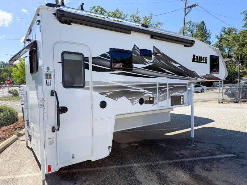 2026 Lance Lance Truck Campers New    1191 - Photo 3