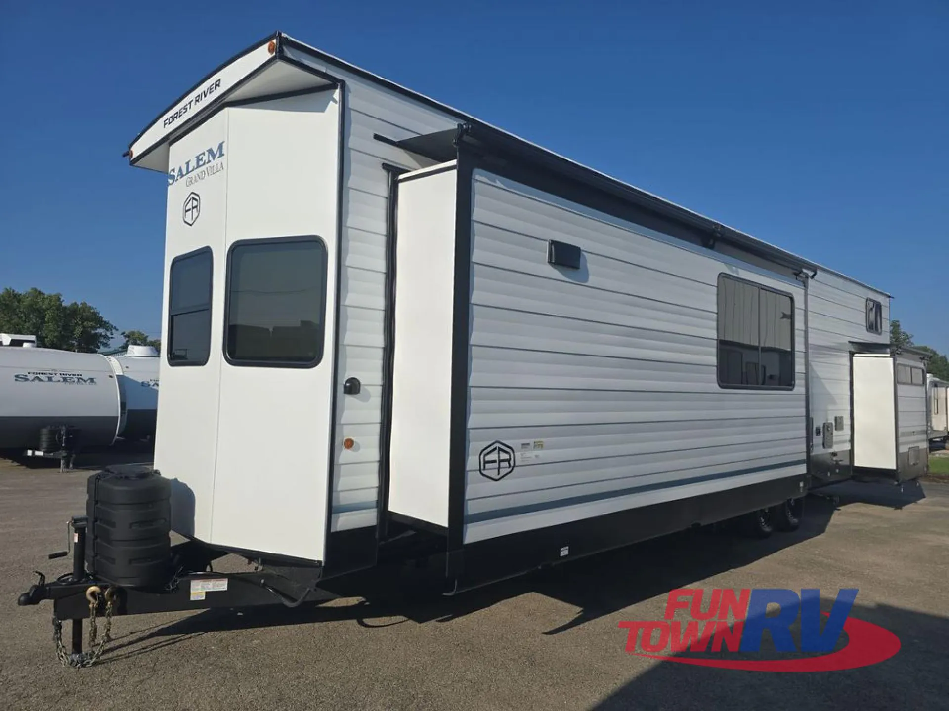 2027 Forest River Salem Grand Villa 40FKP - Photo 3