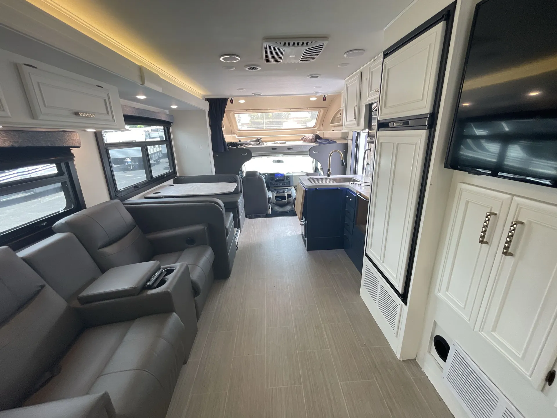 2022 Entegra Coach Odyssey 25R — living area main