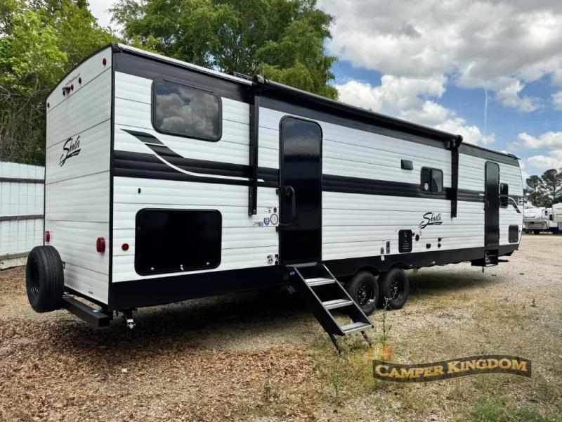 2026 Shasta RVs i-5 Edition 533BH - Photo 4