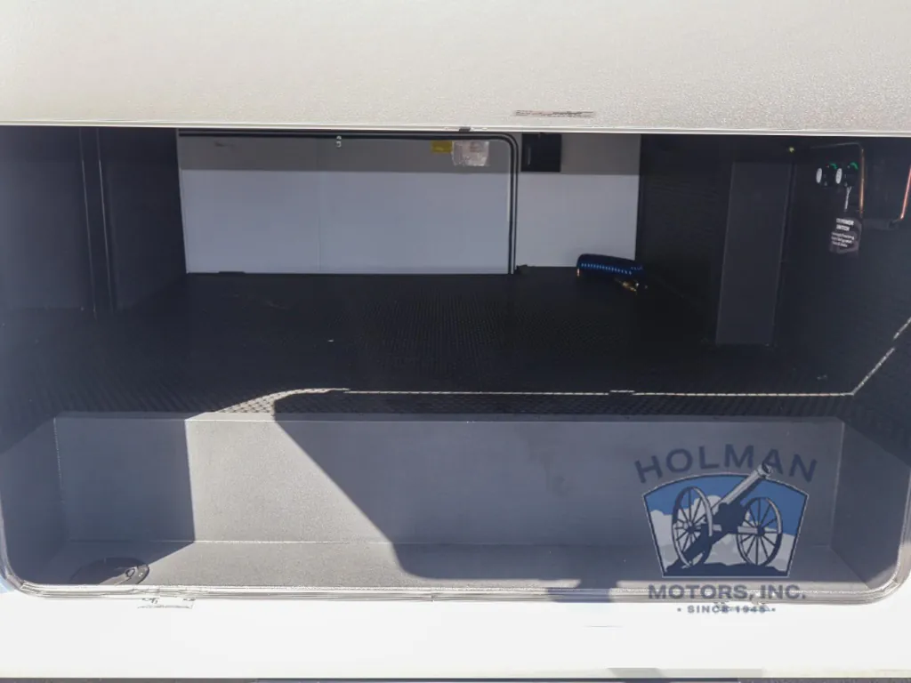 2026 Brinkley Model Z 3600, Photos photo 12
