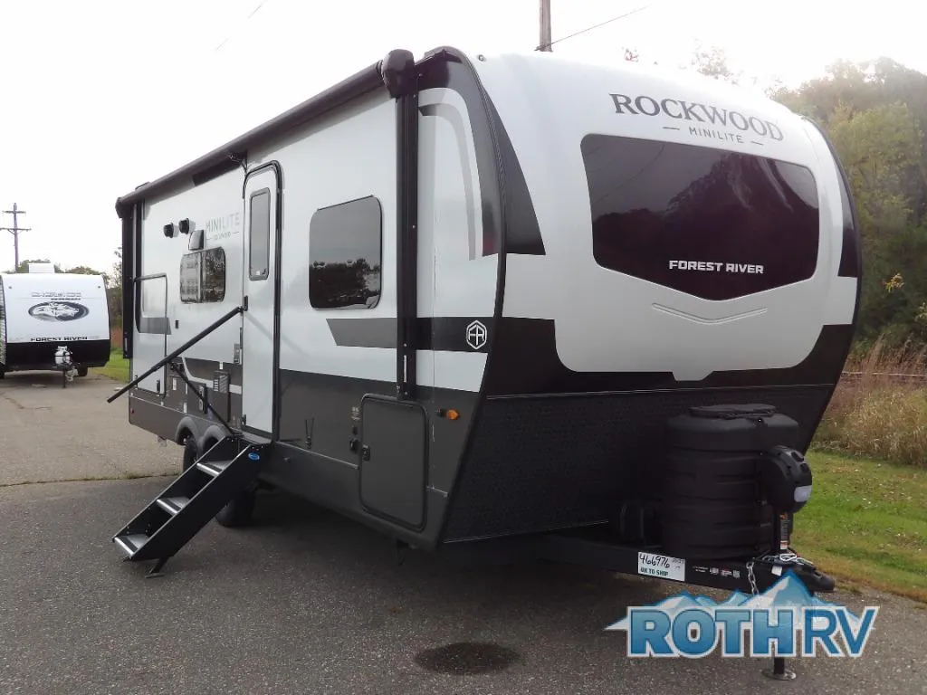 2026 Forest River Rockwood Mini Lite 2513S - Photo 2