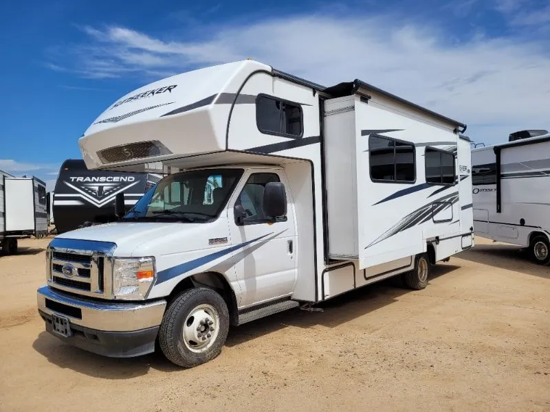 2023 Forest River Sunseeker 2550DS LE - Photo 3