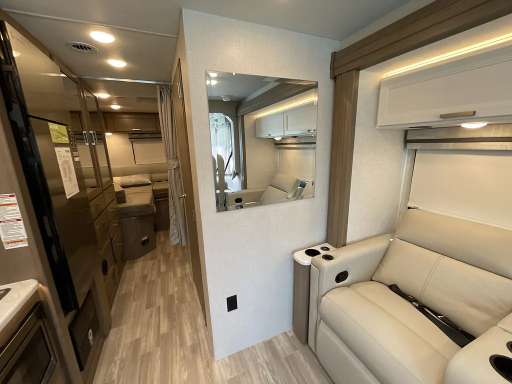 2026 Thor Motor Coach Axis 26.2, Photos photo 16