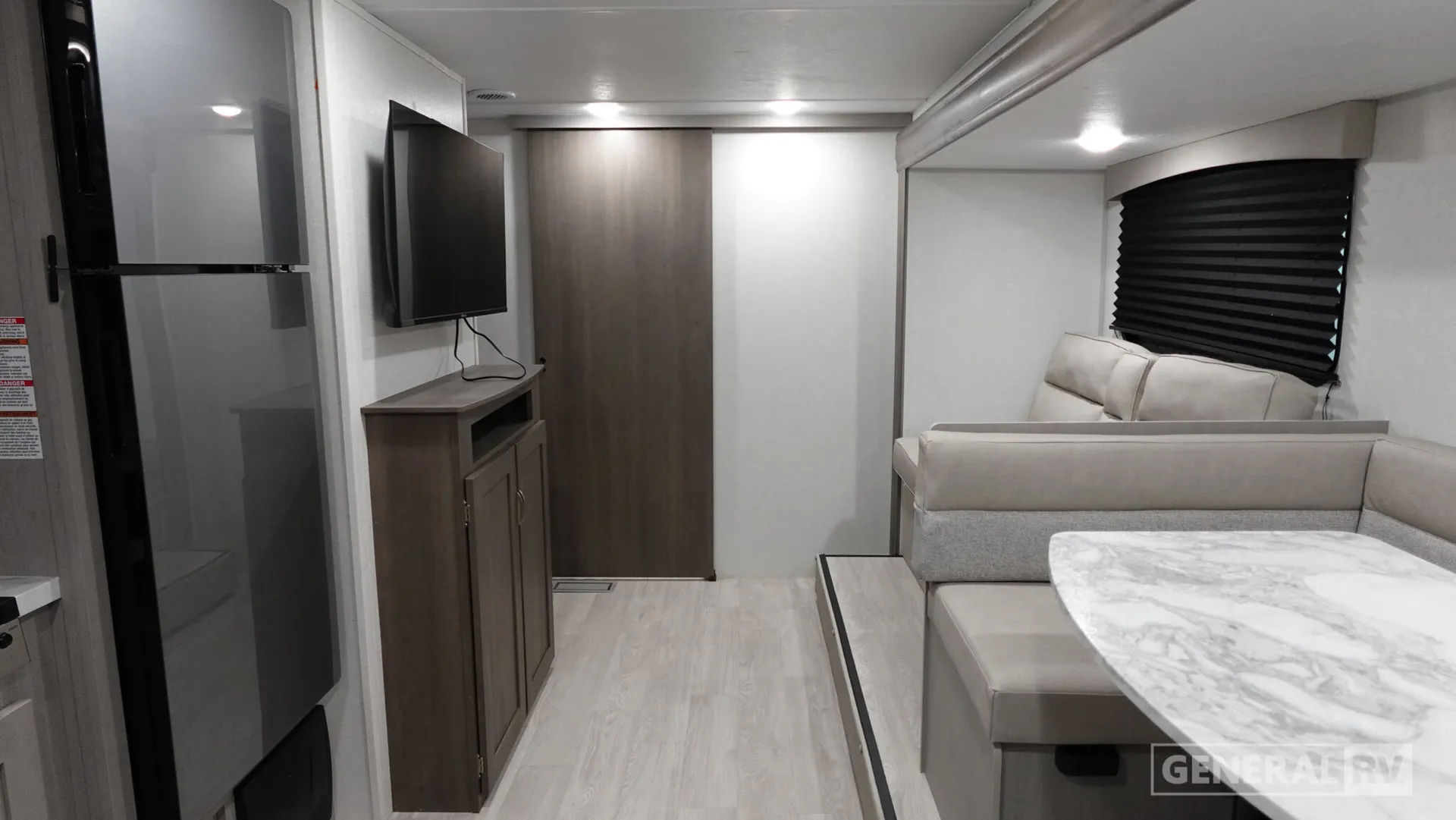 2026 Coachmen Clipper 6K Series 25RB - Photo 3