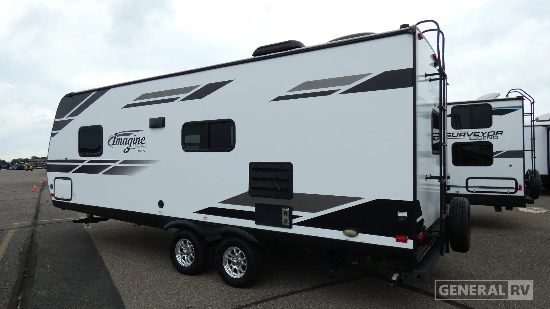 2020 Grand Design Imagine XLS 22RBE - Photo 4