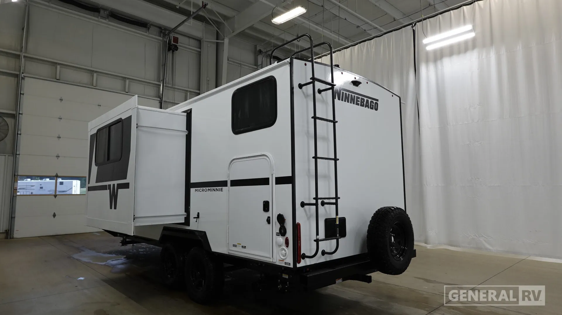 2027 Winnebago Micro Minnie 2200MBH - Photo 4
