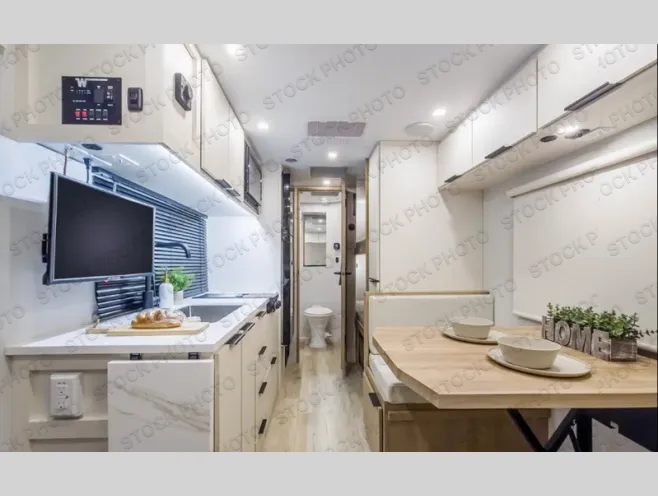 2027 Winnebago Micro Minnie 1800BH - Photo 3