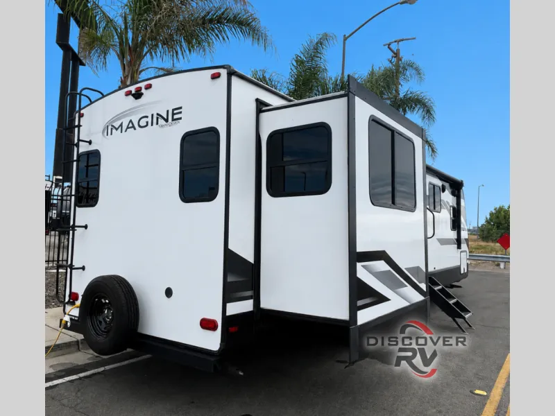 2022 Grand Design Imagine 3100RD - Photo 4