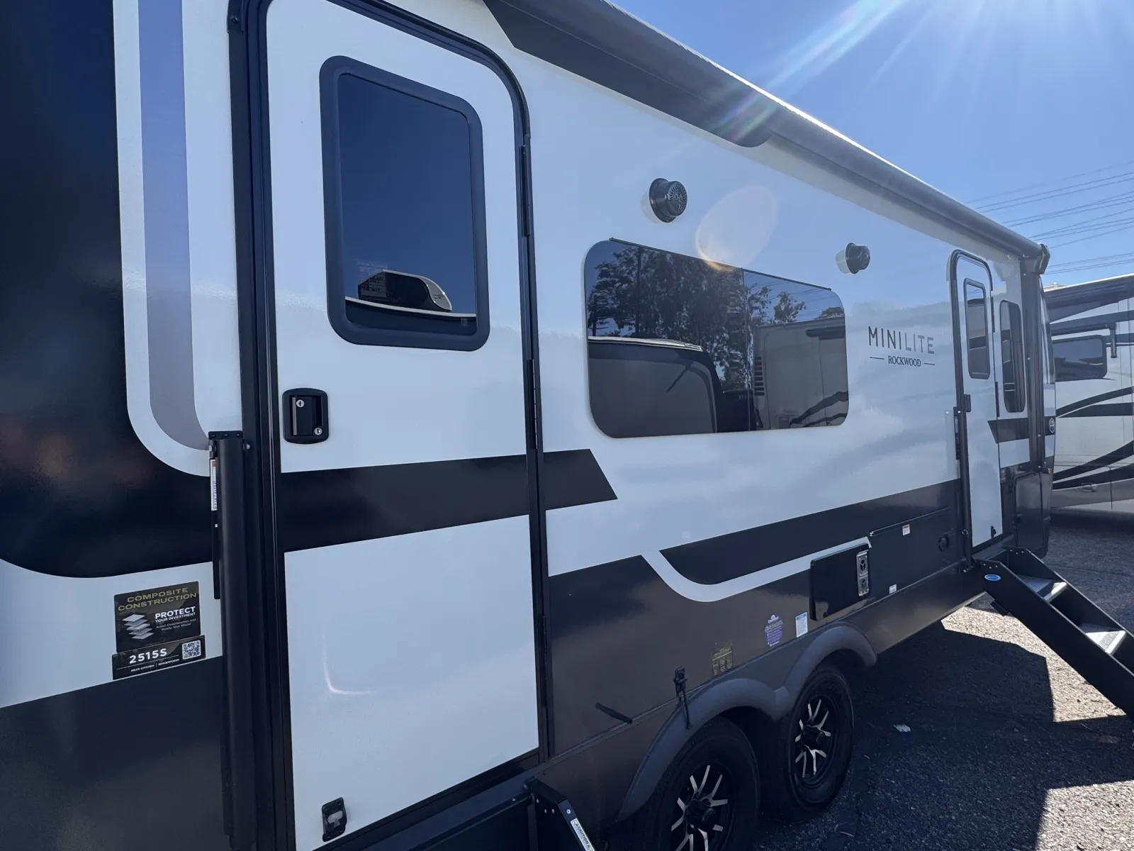 2026 Forest River Rockwood Mini Lite 2515S — Photo 5