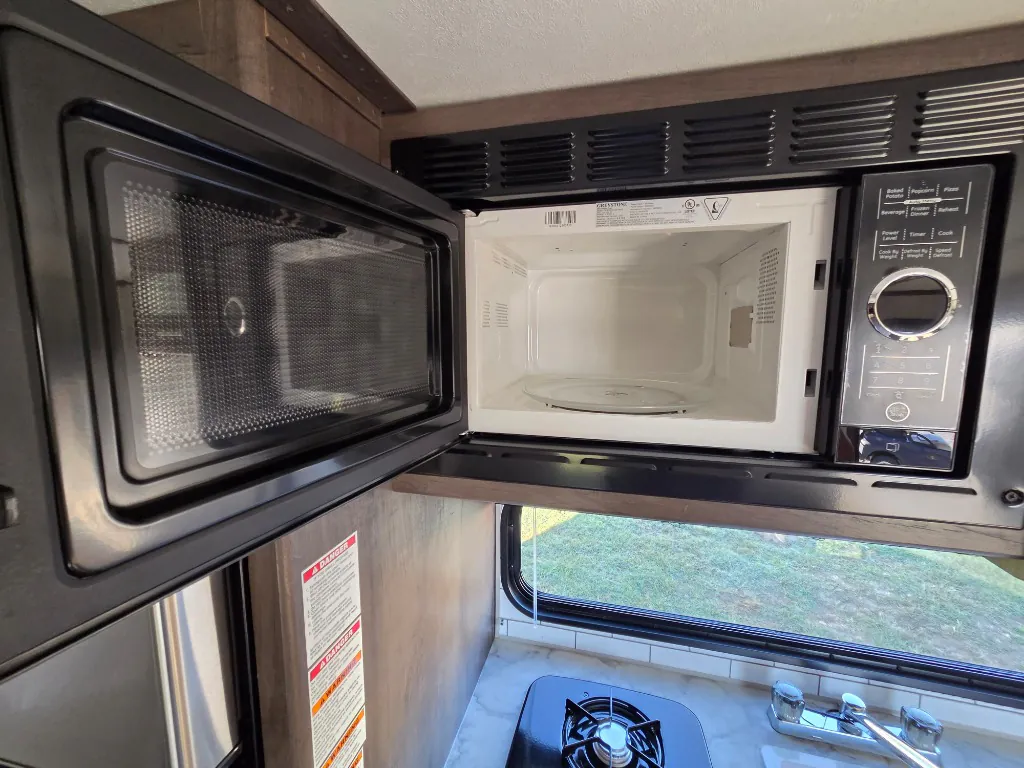 2021 Dutchmen Coleman Lantern LT 18BH, Photos photo 21