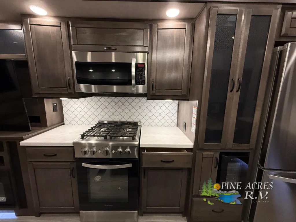 2022 Forest River Cedar Creek Champagne Edition 38EL, Photos photo 8