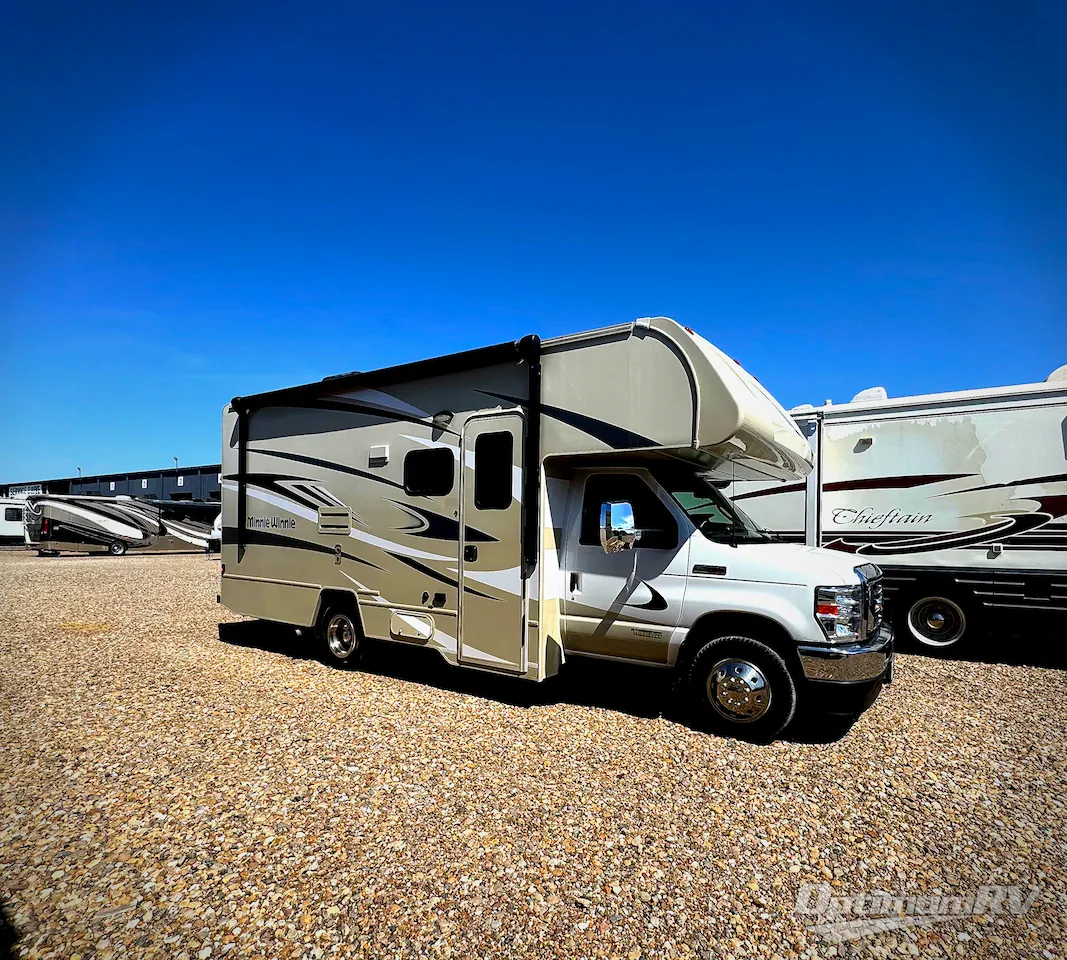 2024 Winnebago Minnie Winnie 22M - Photo 2