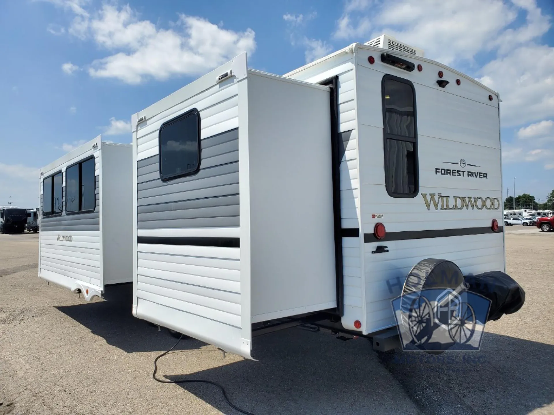 2026 Forest River Wildwood 32BHDS — Photo 7