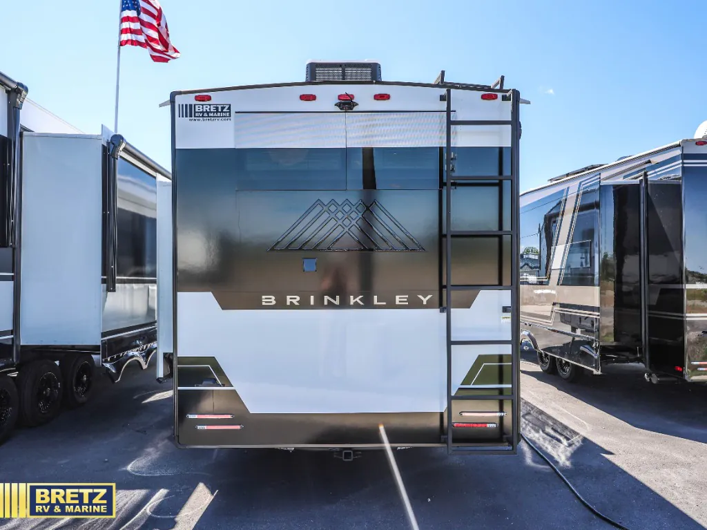 2026 Brinkley Model Z 2810, Photos photo 6