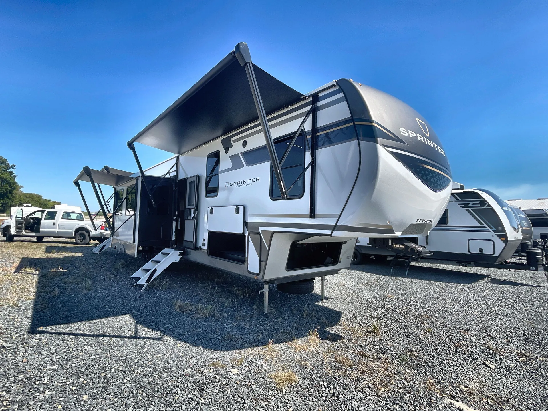 2026 Keystone Sprinter 3900DBL - Photo 2