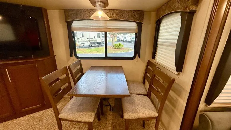 2018 Forest River Wildcat 30GT, Photos photo 14