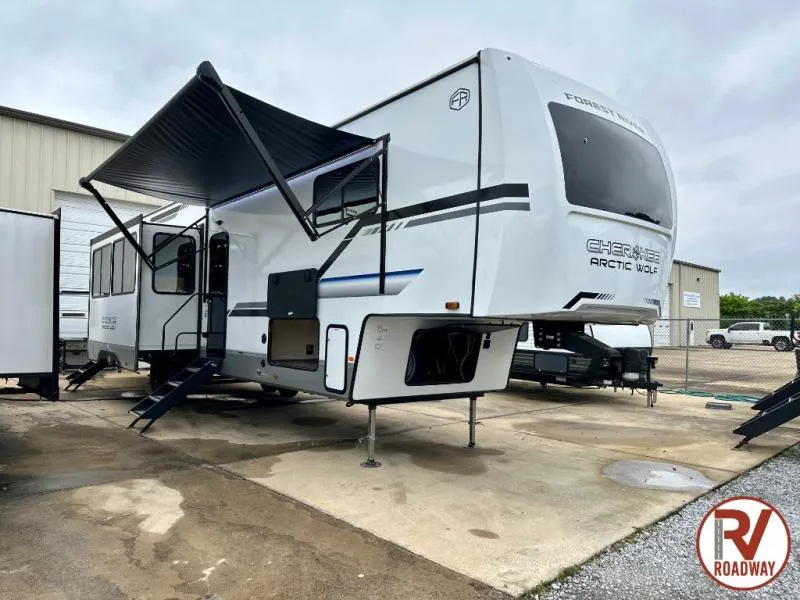 2025 Forest River Cherokee Arctic Wolf Suite 3850 SUITE - Photo 3