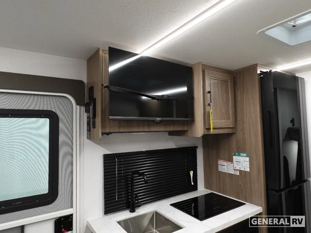 2026 Coachmen Freedom Express Select 21SE, Photos photo 11