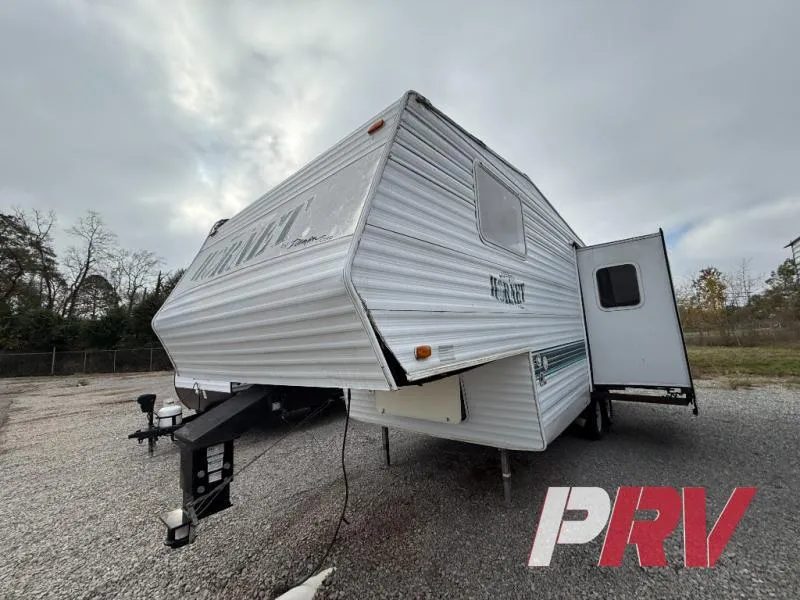 1998 Keystone Hornet 24SH - Photo 3