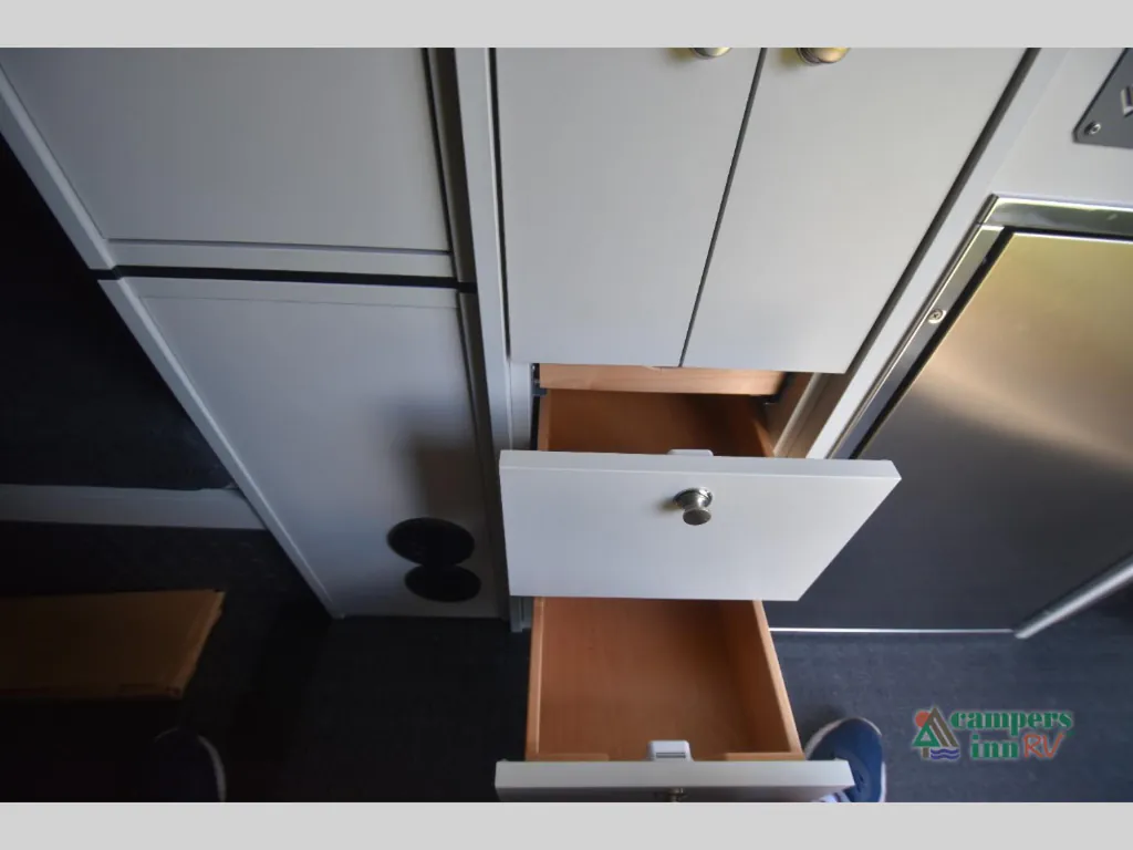 2023 Outside Van Approach 170, Photos photo 26
