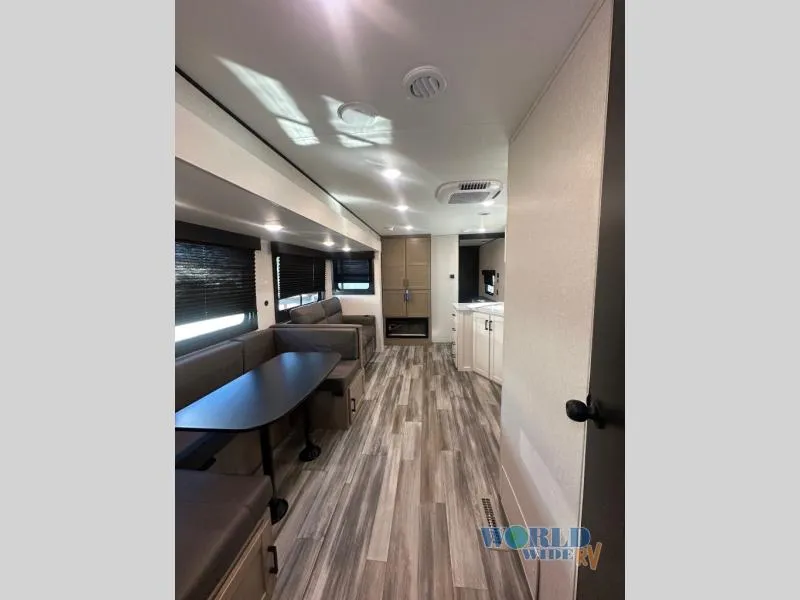 2026 Jayco Jay Flight SLX 325BHT - Photo 4
