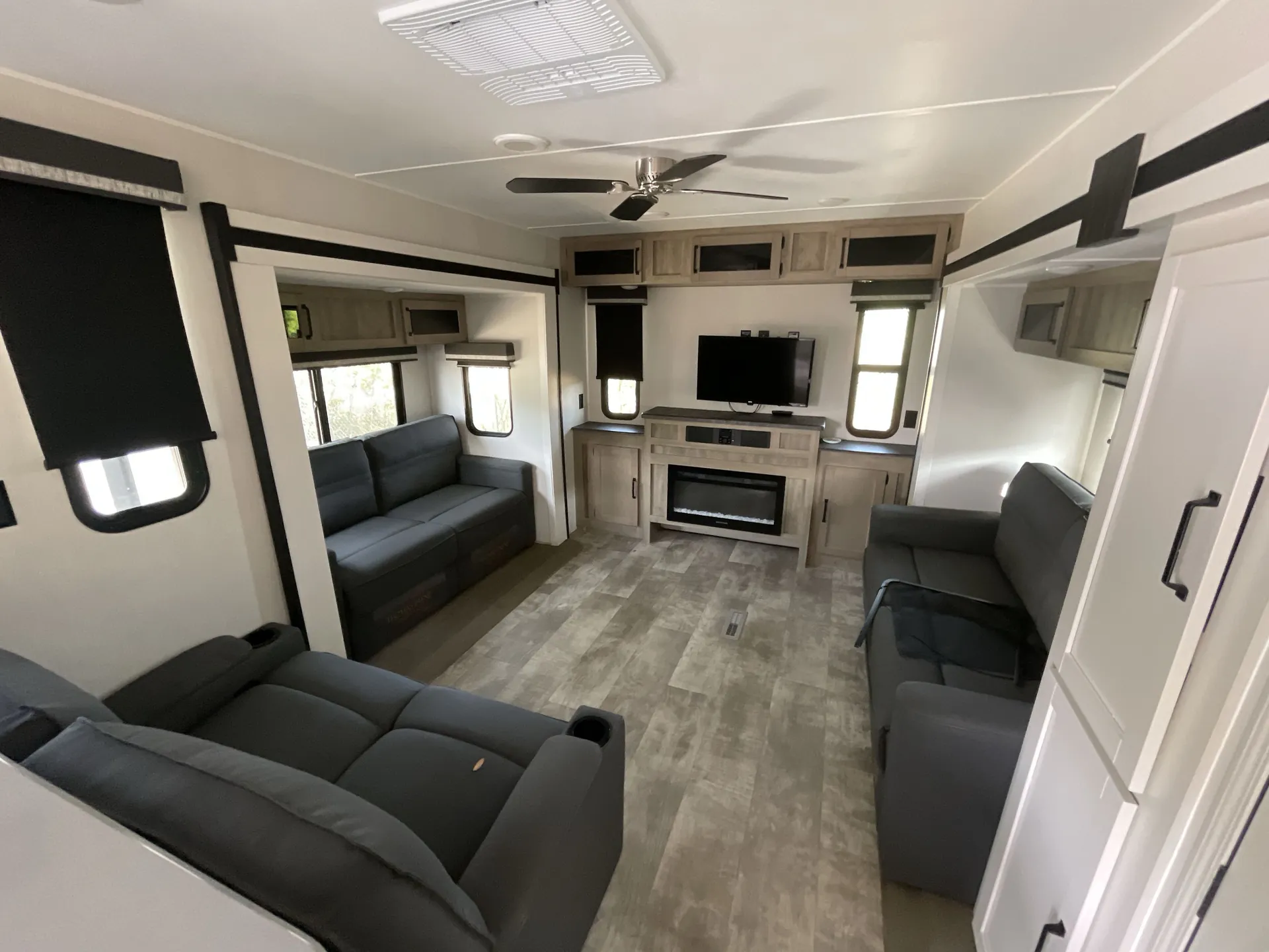 2024 Forest River Puma 38DEN — living area main