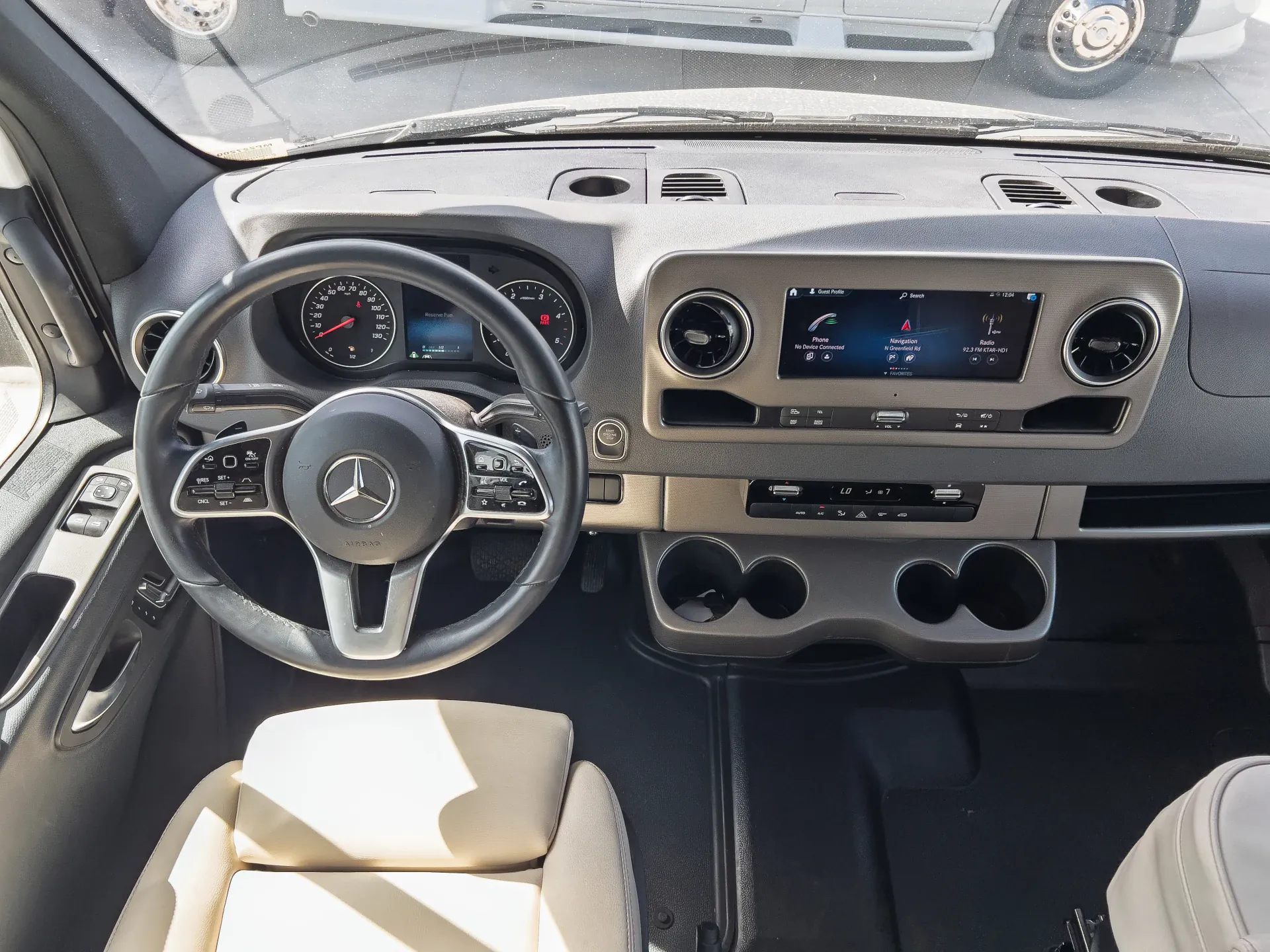 2025 Winnebago View 24T - Photo 3
