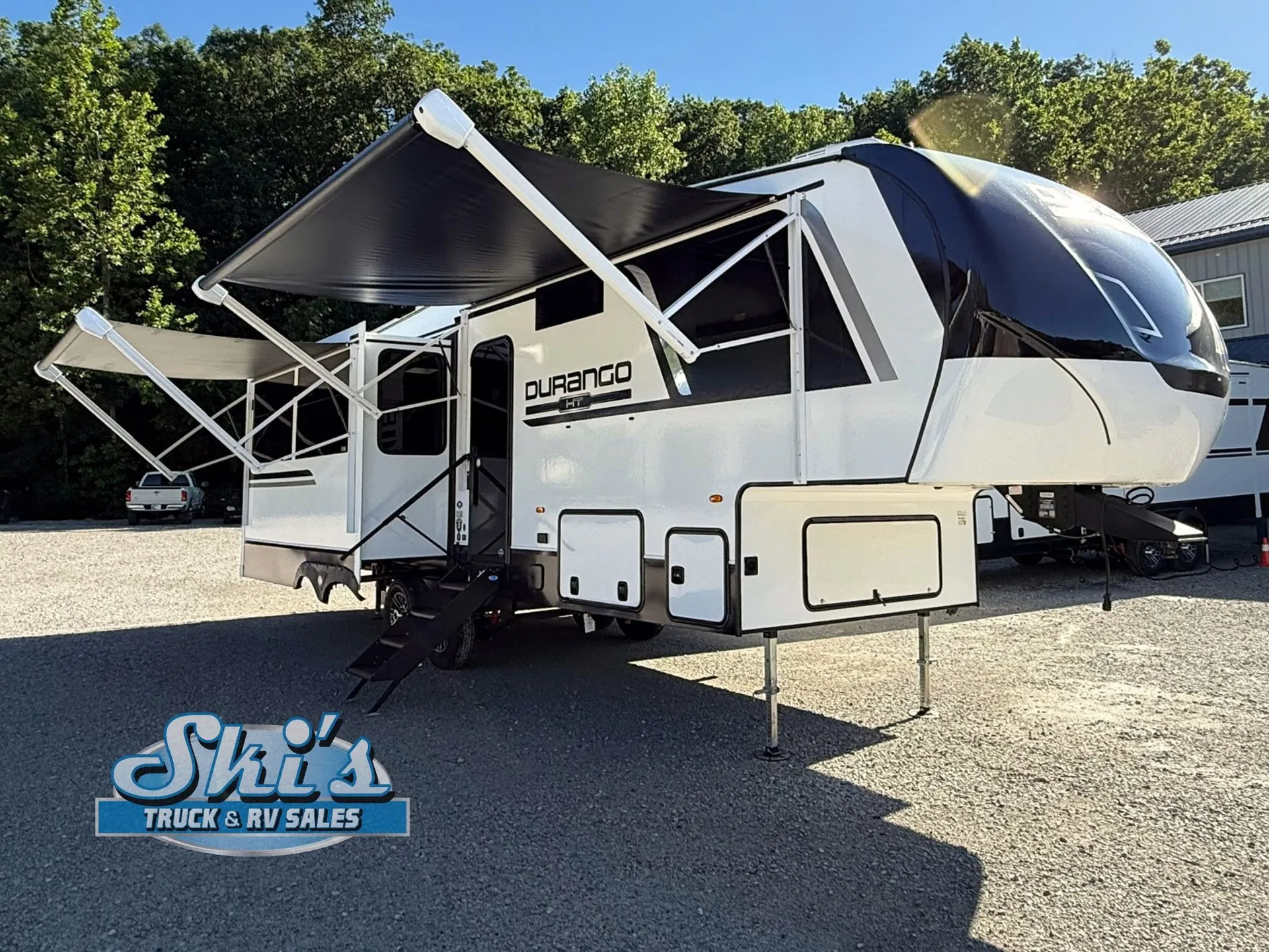 2026 K-Z Durango Half-Ton D283RLT - Photo 2